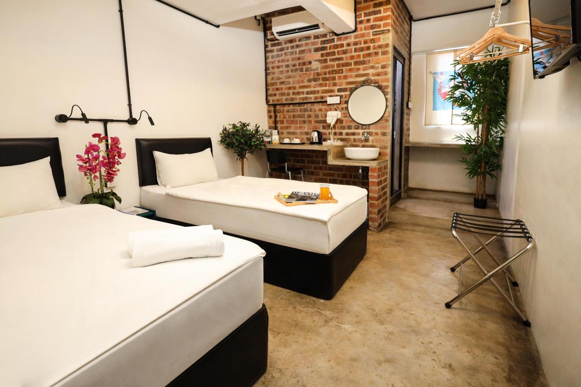 Hotel 18 Boutique 2*